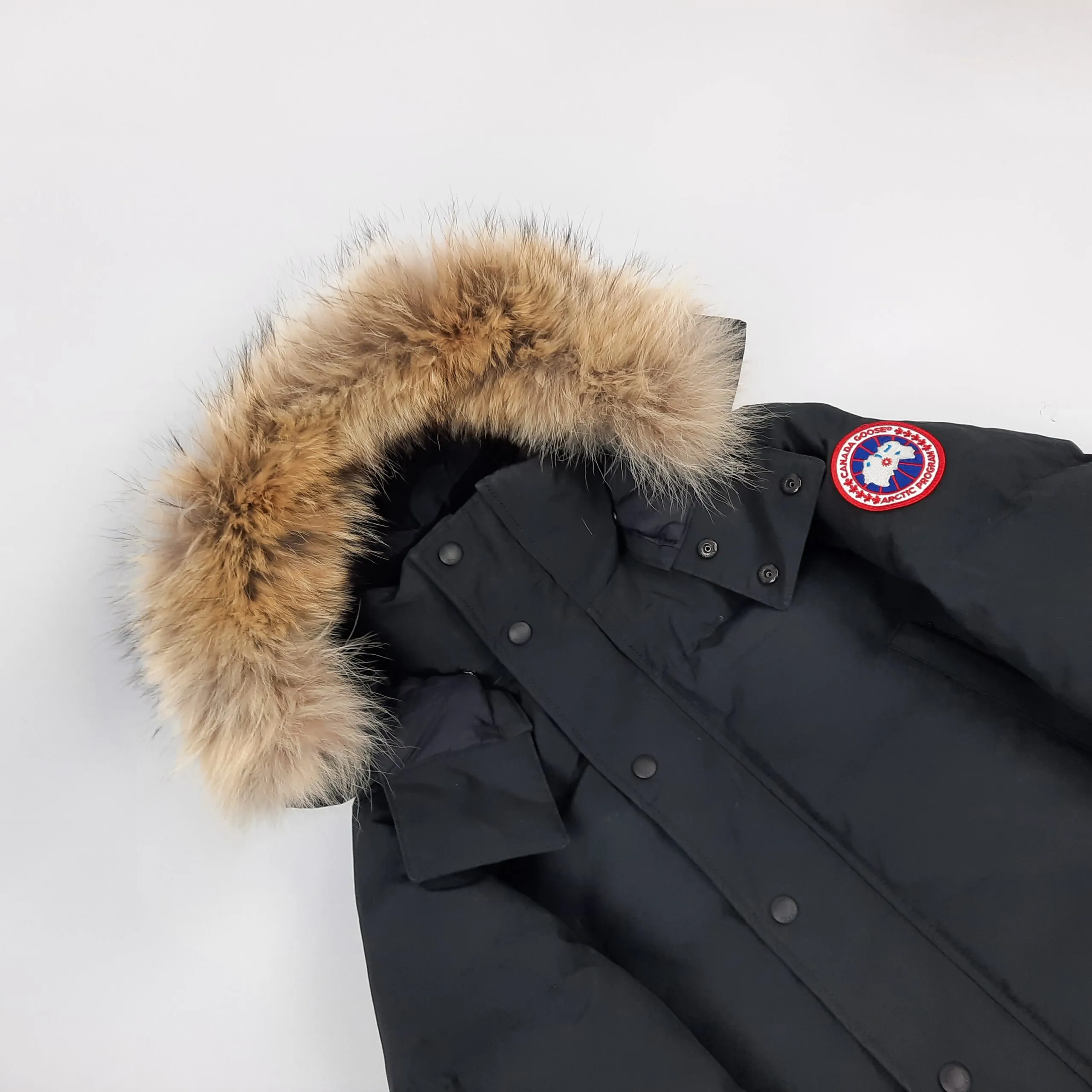 Canada Goose Wyndham Parka Black Small - Authentic Luxury Designer