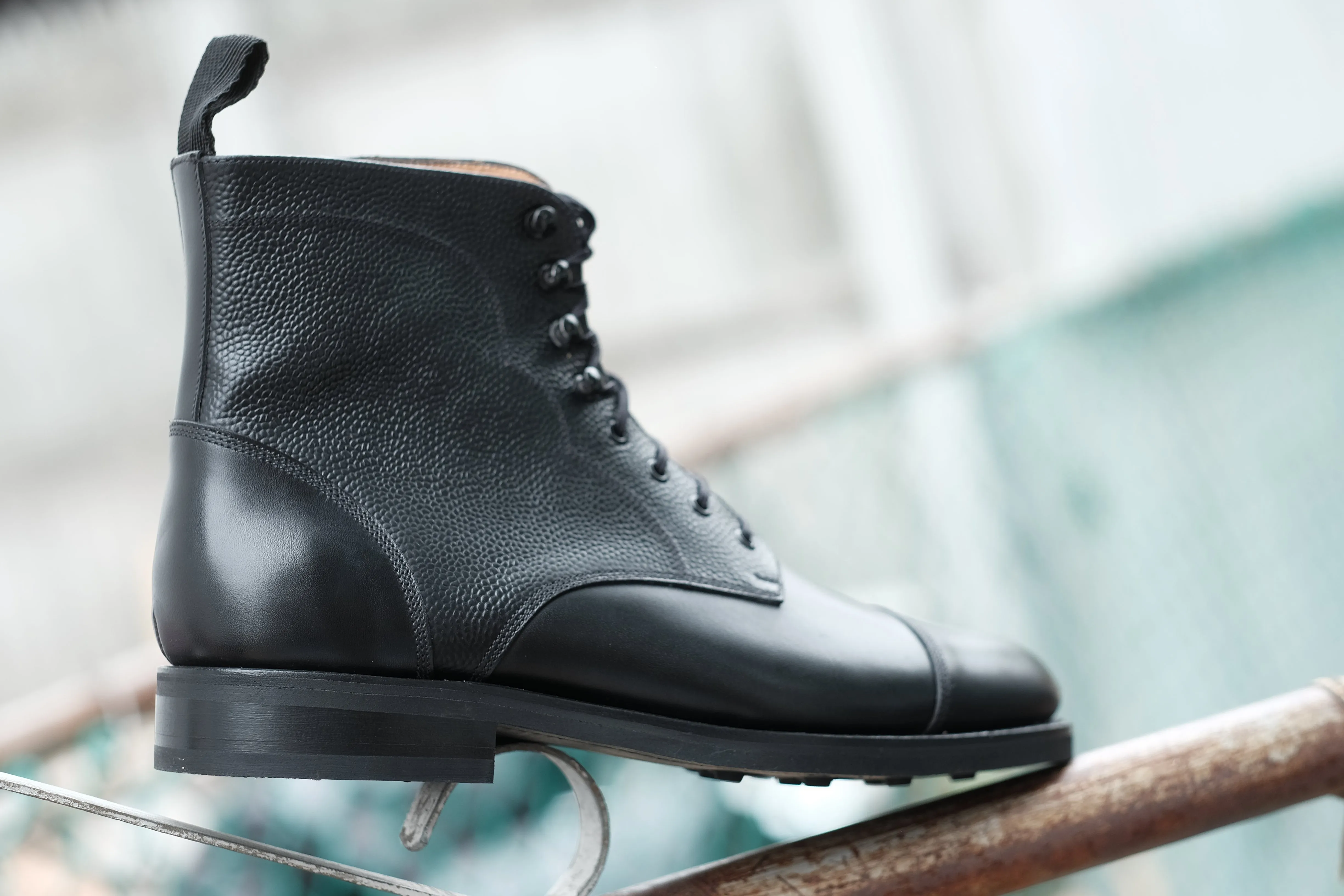 Columbia Redux - Black Calf / Black Grain