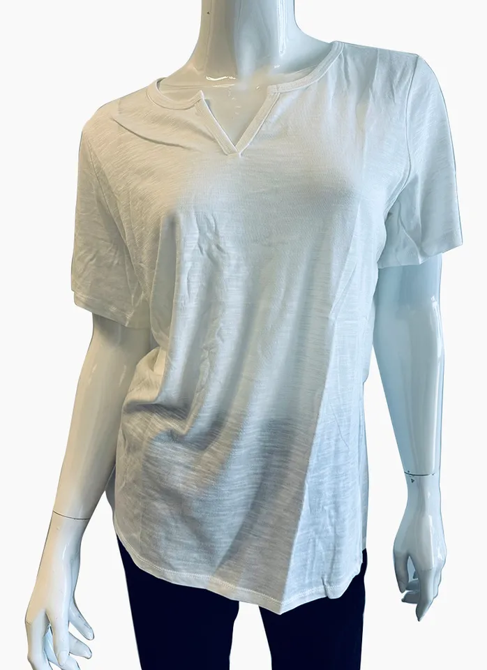 FDJ Short Sleeve V Neck Top