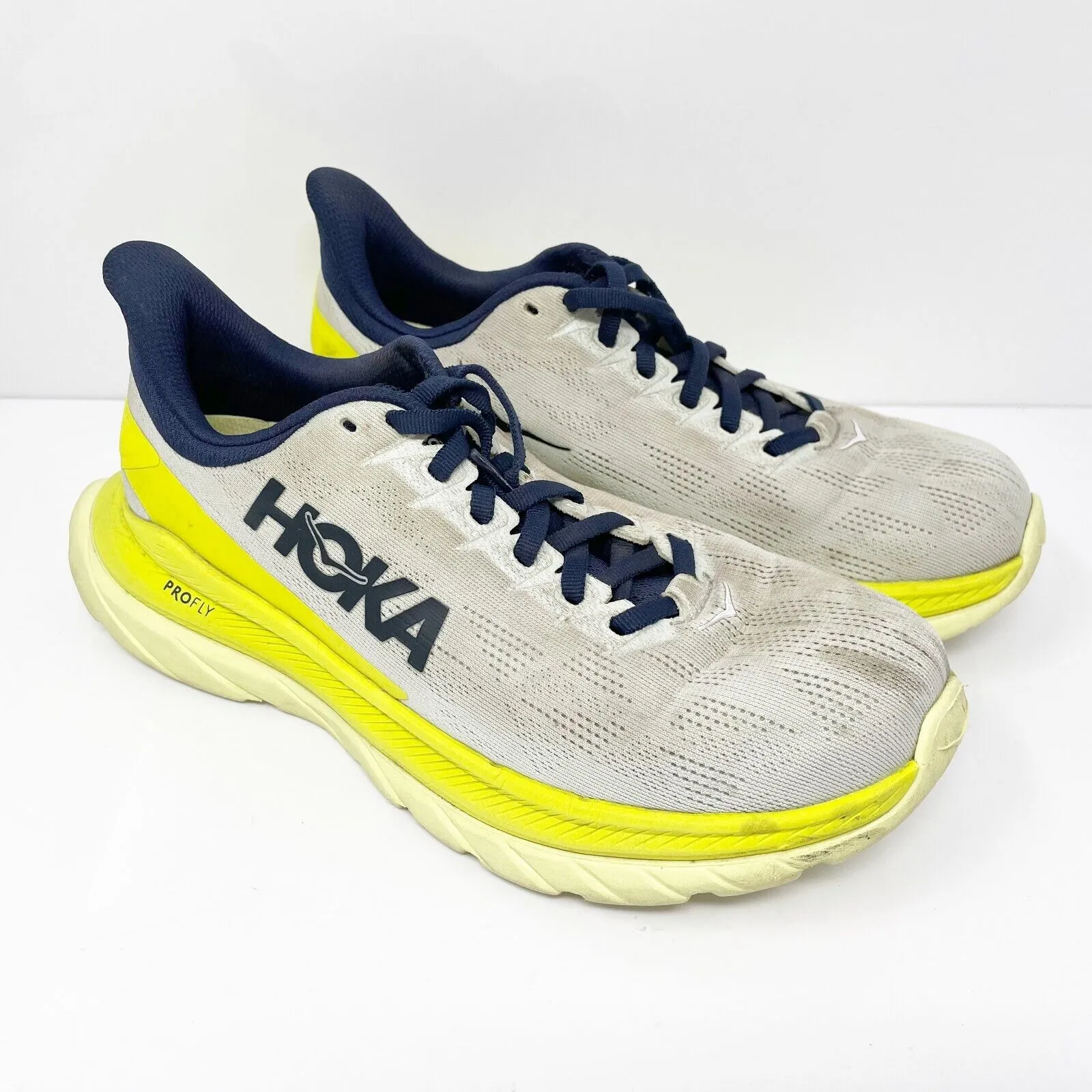 Hoka One One Womens Mach 4 1113529 BFCT White Running Shoes Sneakers Size 7.5 B