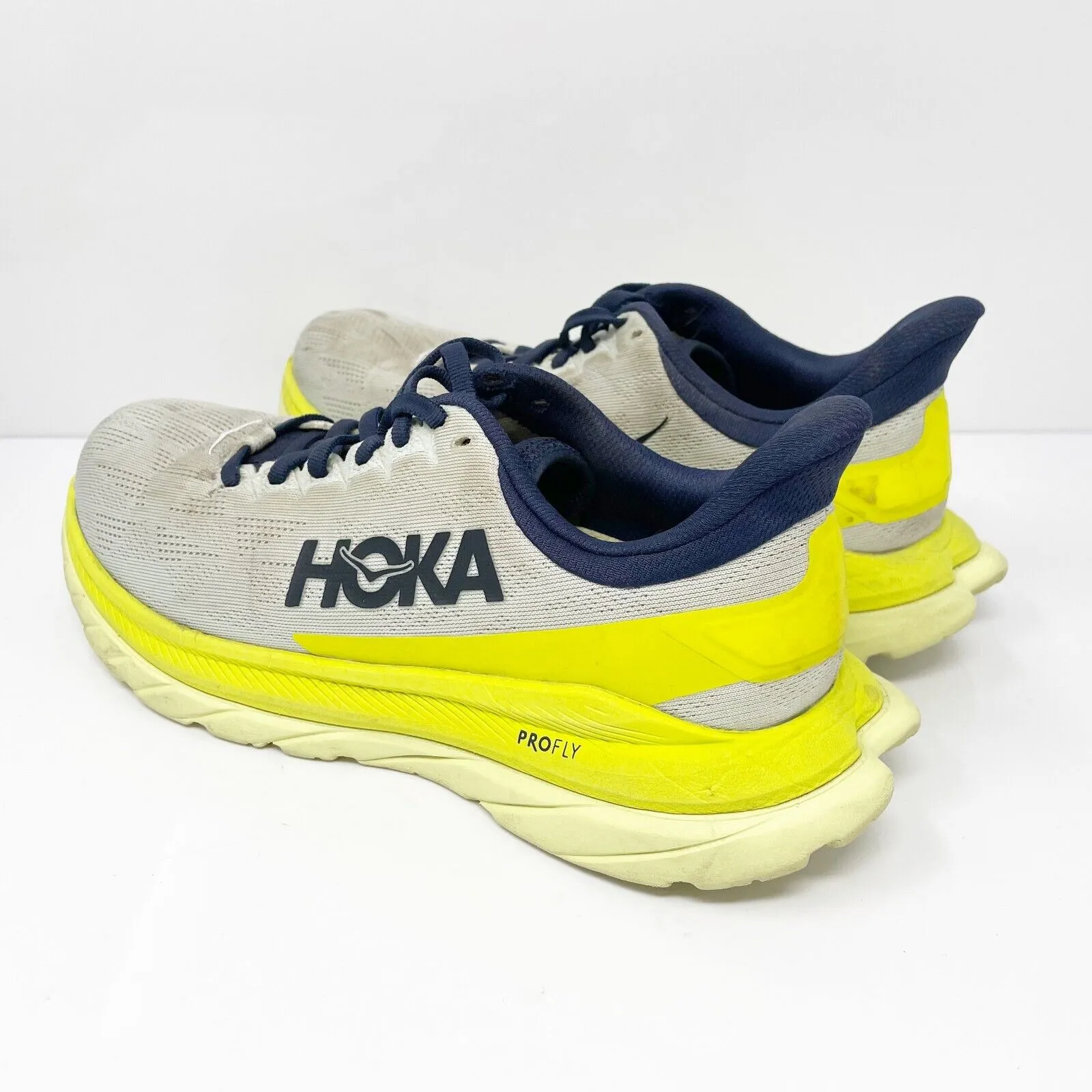 Hoka One One Womens Mach 4 1113529 BFCT White Running Shoes Sneakers Size 7.5 B