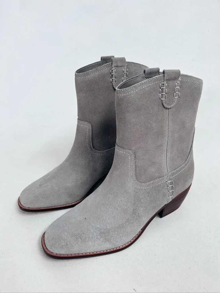 MIA Lauryn Suede Boots