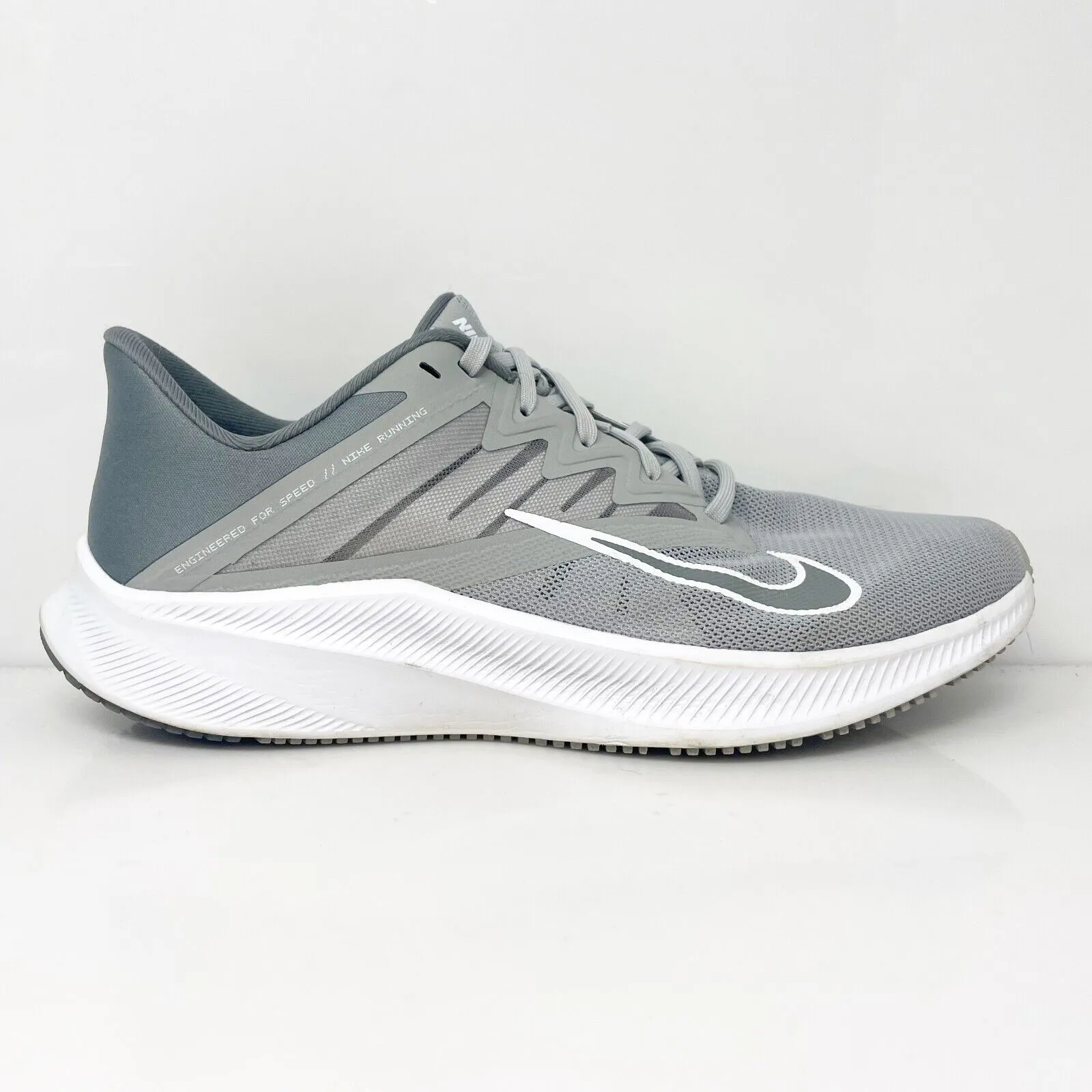 Nike Mens Quest 3 CD0230-003 Gray Running Shoes Sneakers Size 9.5