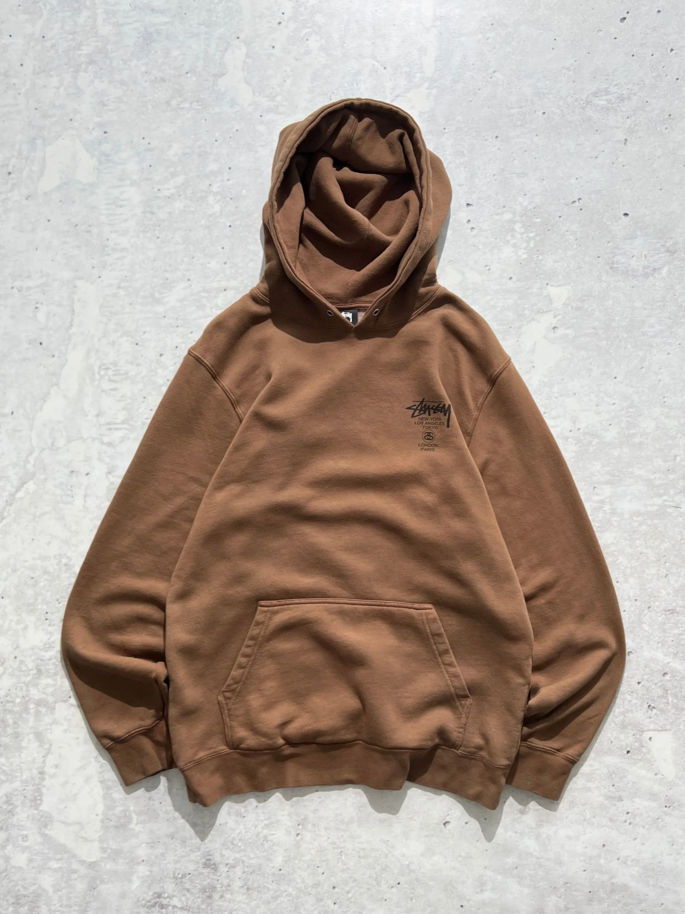 Stussy world tour pullover hoodie (M)