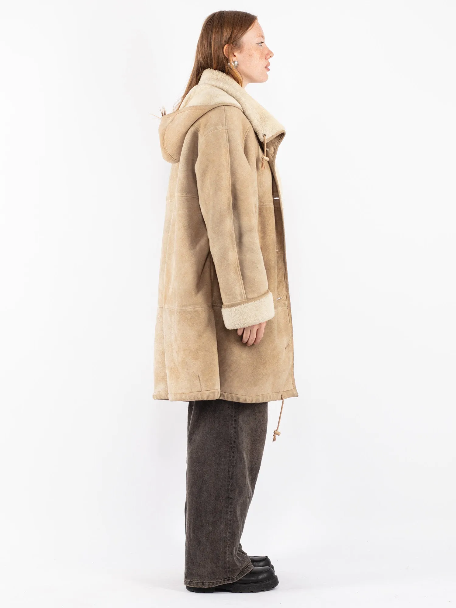 Vintage 80's Women Hooded Sheepskin Coat in Beige