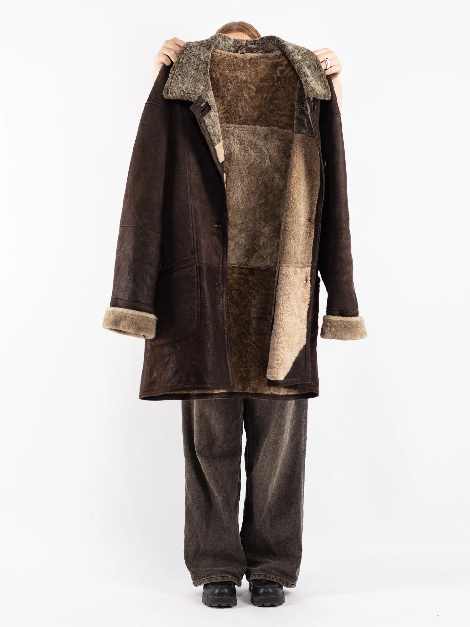 Vintage 80's Women Oversized Sheepskin Coat in Brown