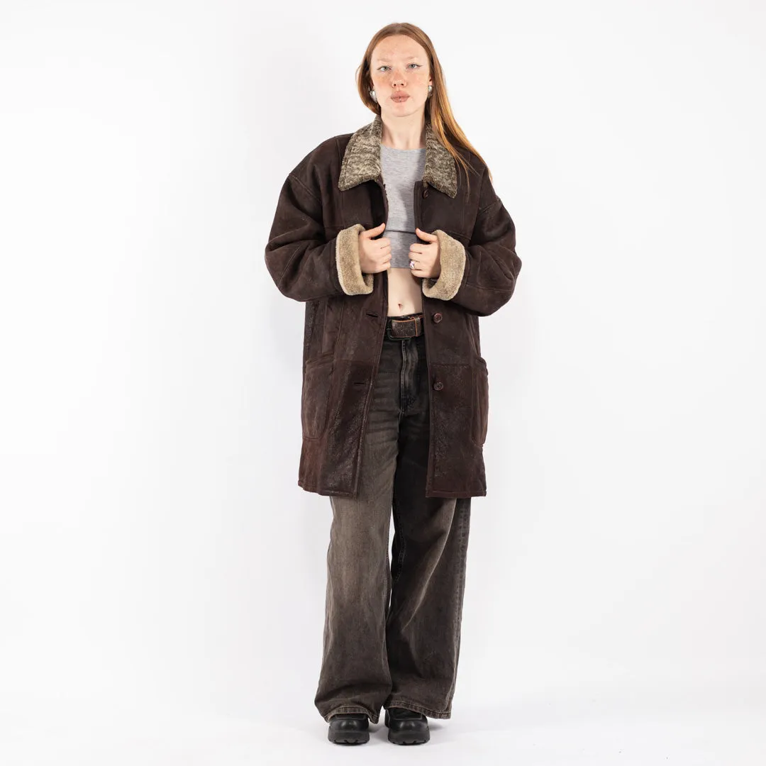 Vintage 80's Women Oversized Sheepskin Coat in Brown