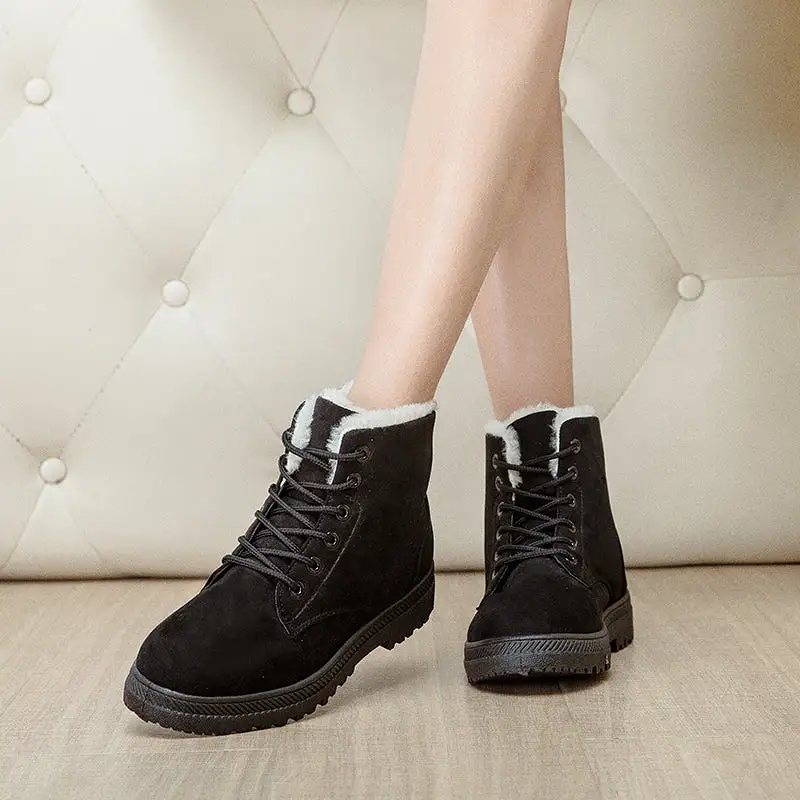 Women's Flat Plush Short Boots