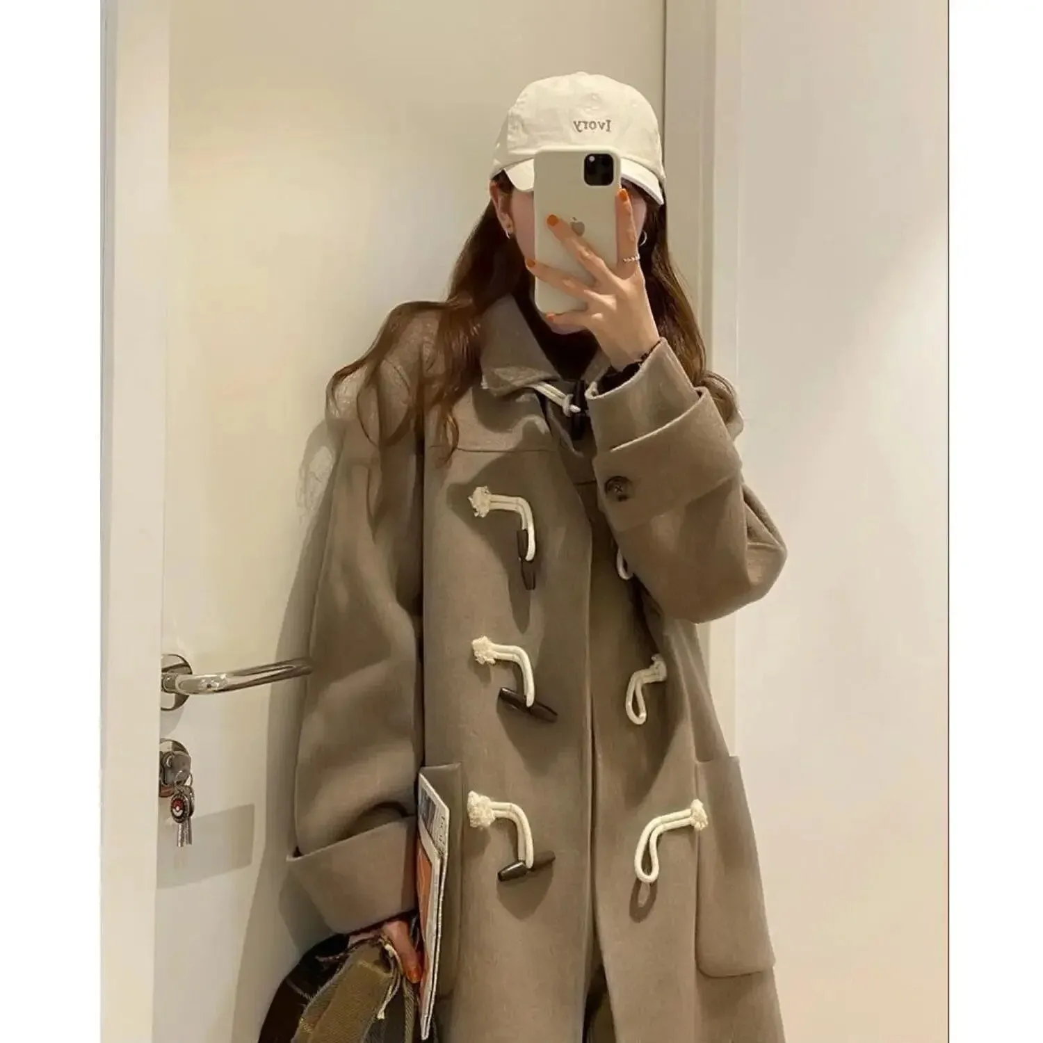 Woolen Coat Women Loose Fashion Cow Horn Button Mid Length Thickened Y2K Women Coat Autumn and Winter